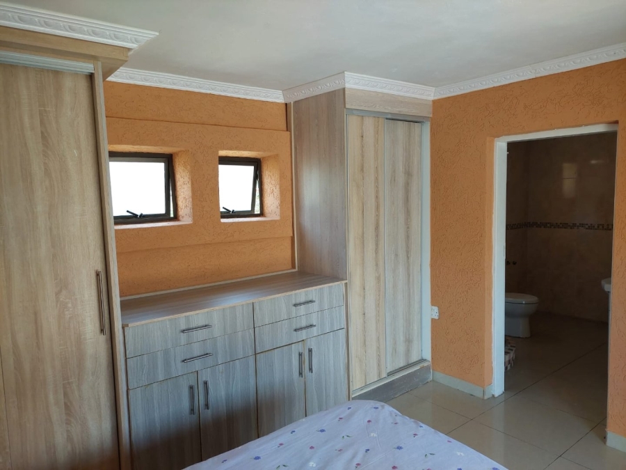 To Let 1 Bedroom Property for Rent in La Hoff North West